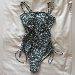 SHEIN Dark Green Floral One Piece Swimsuit
